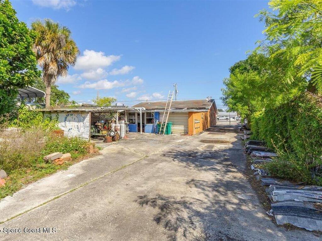 2015 Aurora Road, Melbourne, FL 32935