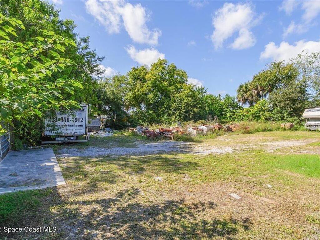 2015 Aurora Road, Melbourne, FL 32935