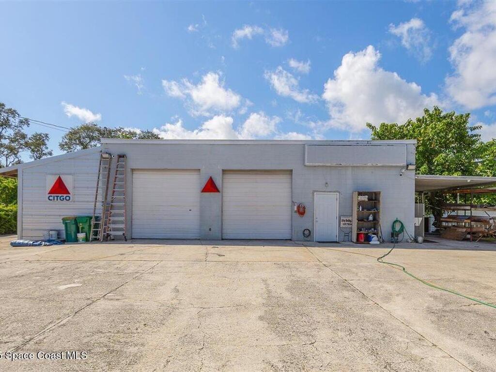 2015 Aurora Road, Melbourne, FL 32935