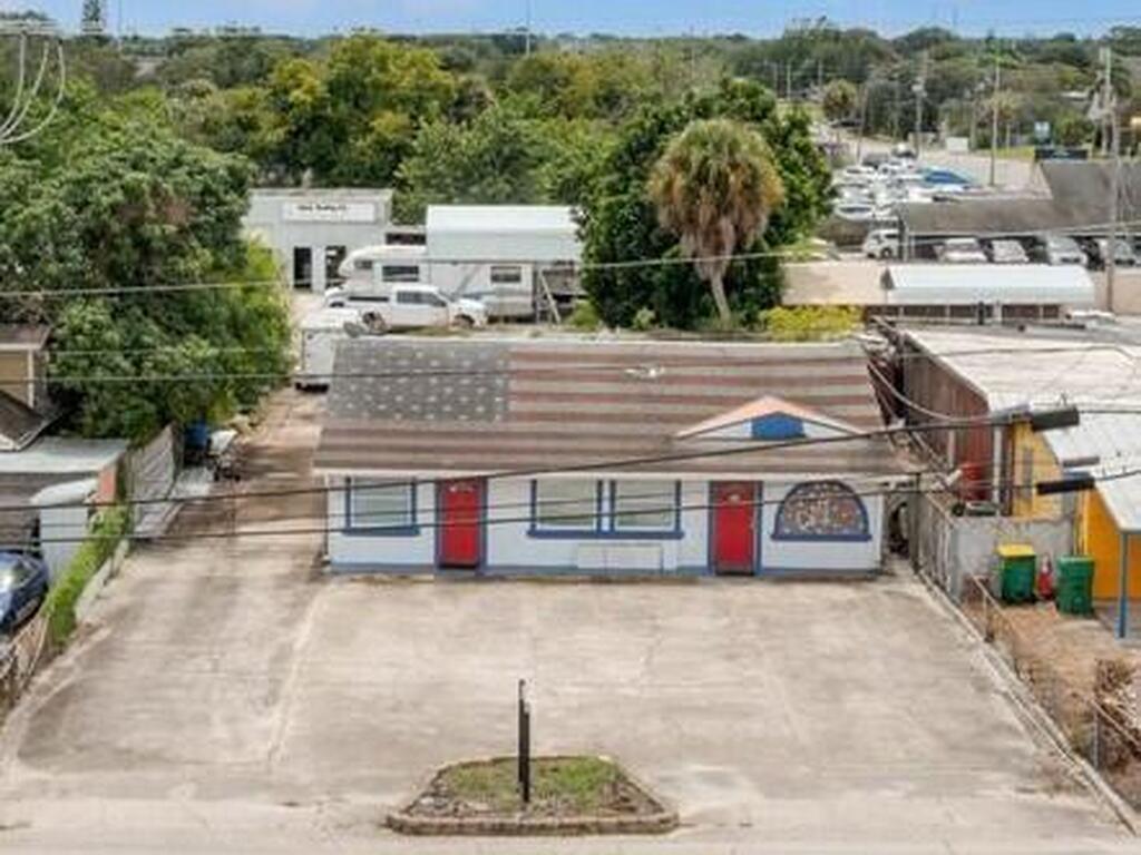 2015 Aurora Road, Melbourne, FL 32935