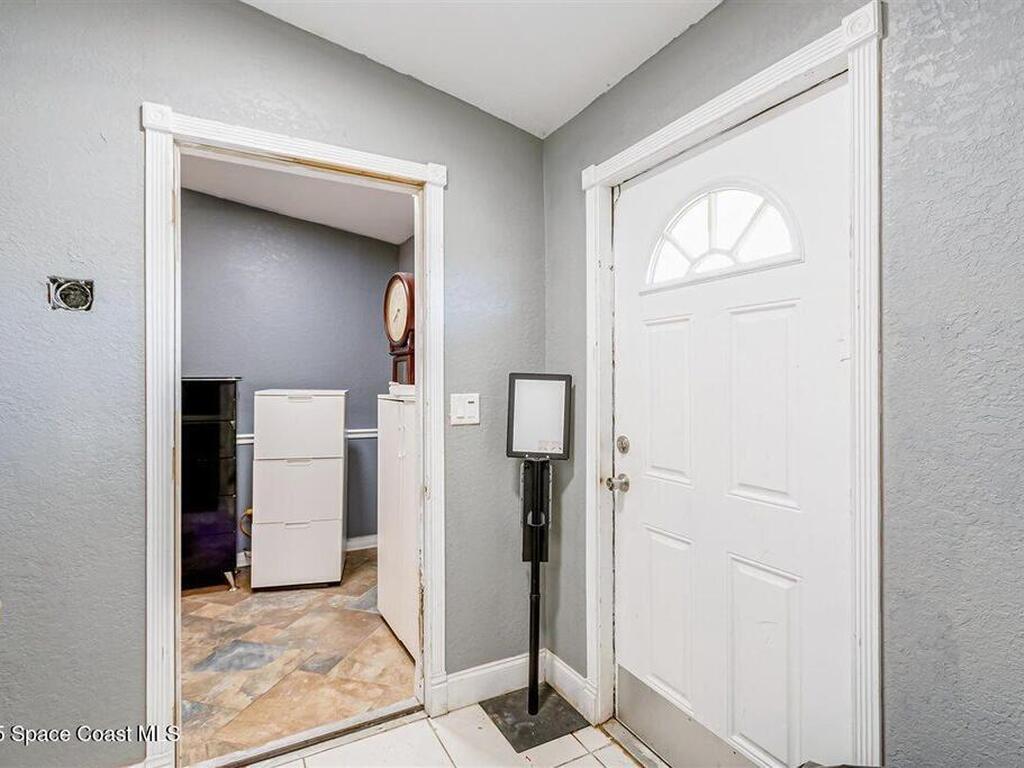 2015 Aurora Road, Melbourne, FL 32935