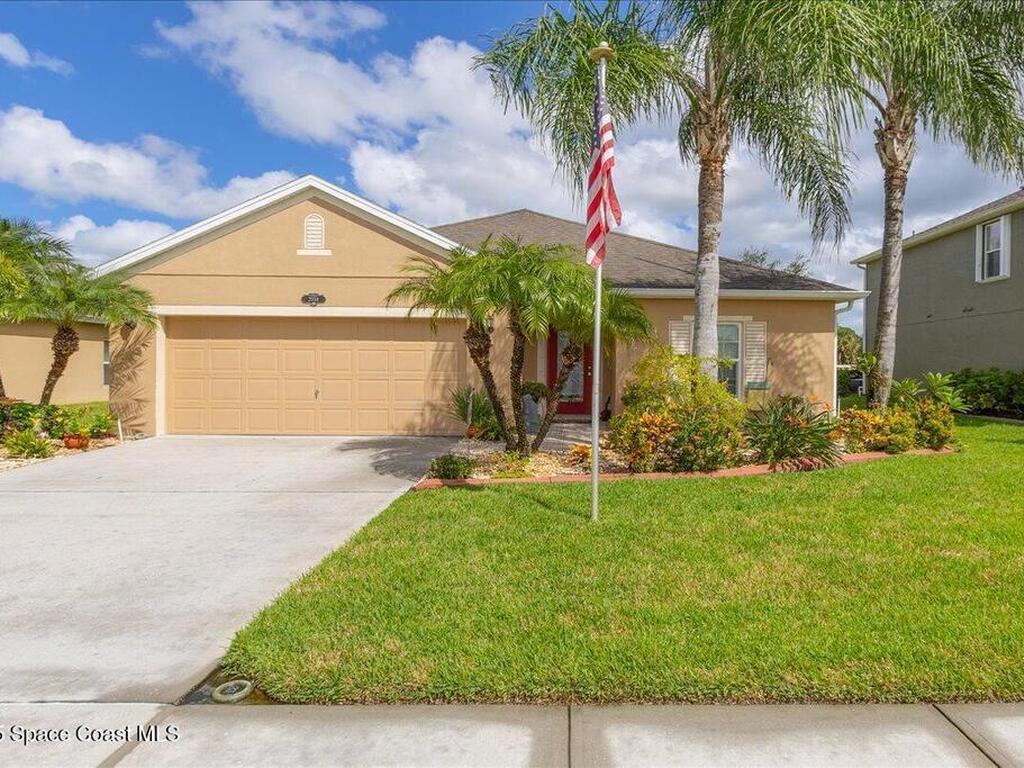 2058 Snapdragon Drive, Palm Bay, FL 32907