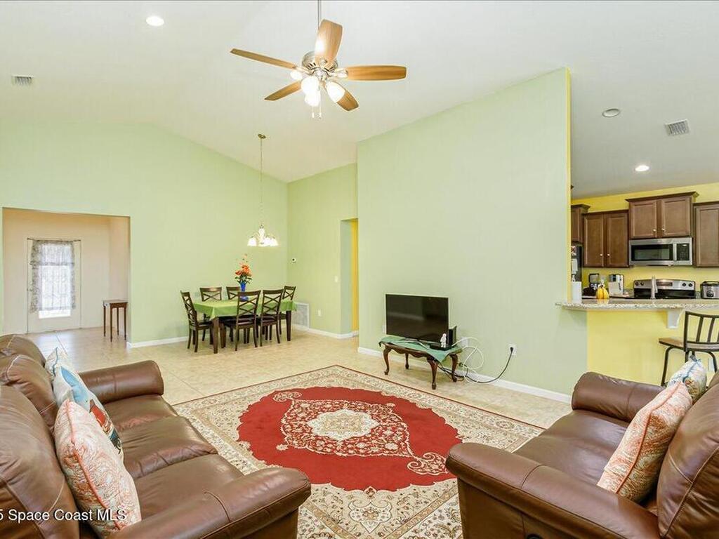 2058 Snapdragon Drive, Palm Bay, FL 32907