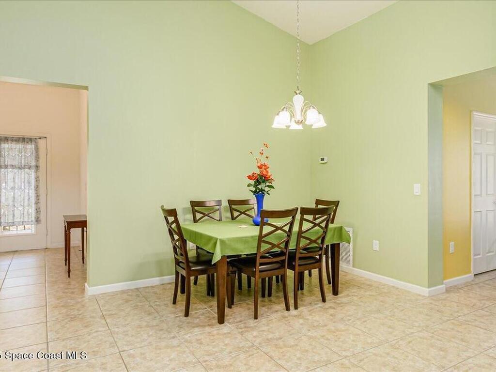 2058 Snapdragon Drive, Palm Bay, FL 32907