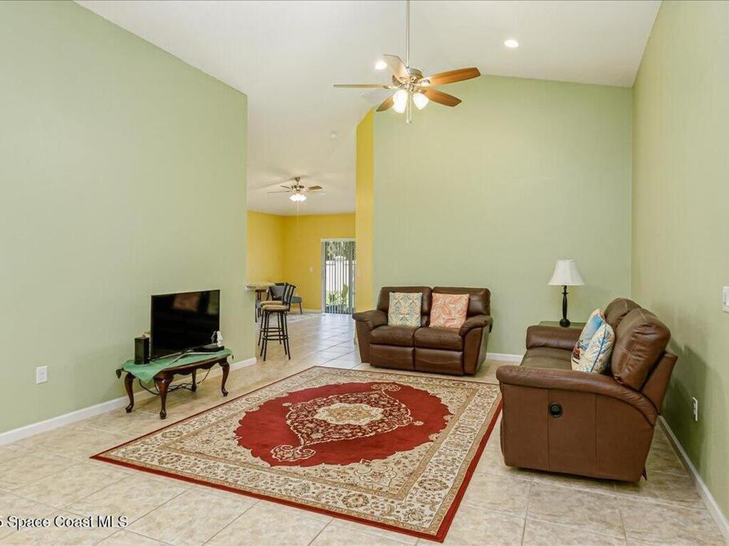 2058 Snapdragon Drive, Palm Bay, FL 32907