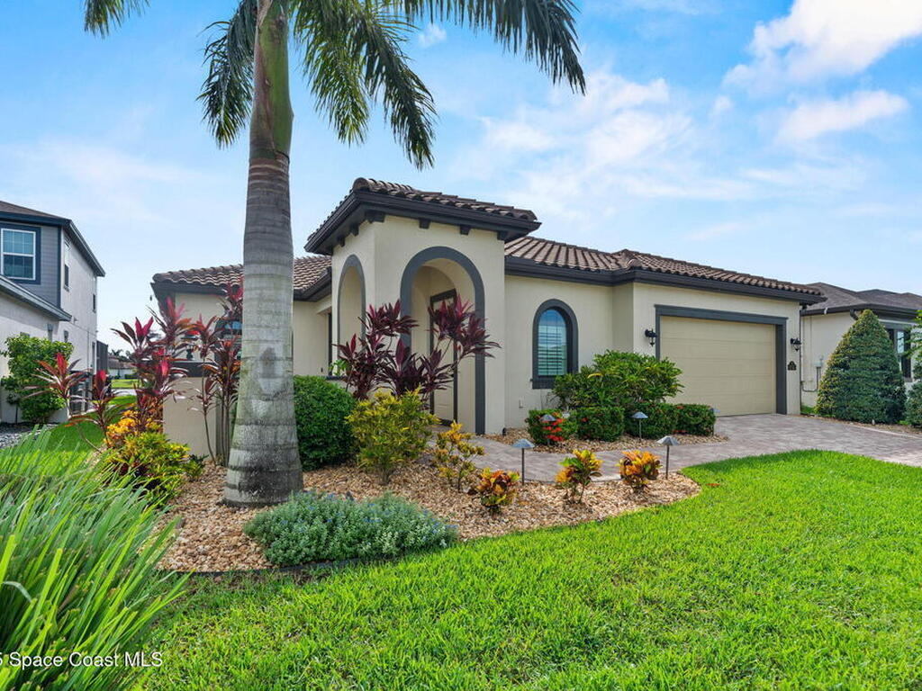 8135 Lyside Drive, Melbourne, FL 32940