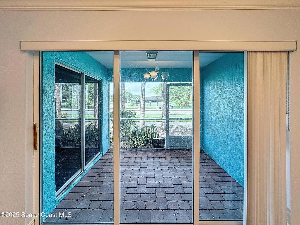 2464 Hemingway Lane, Merritt Island, FL 32953