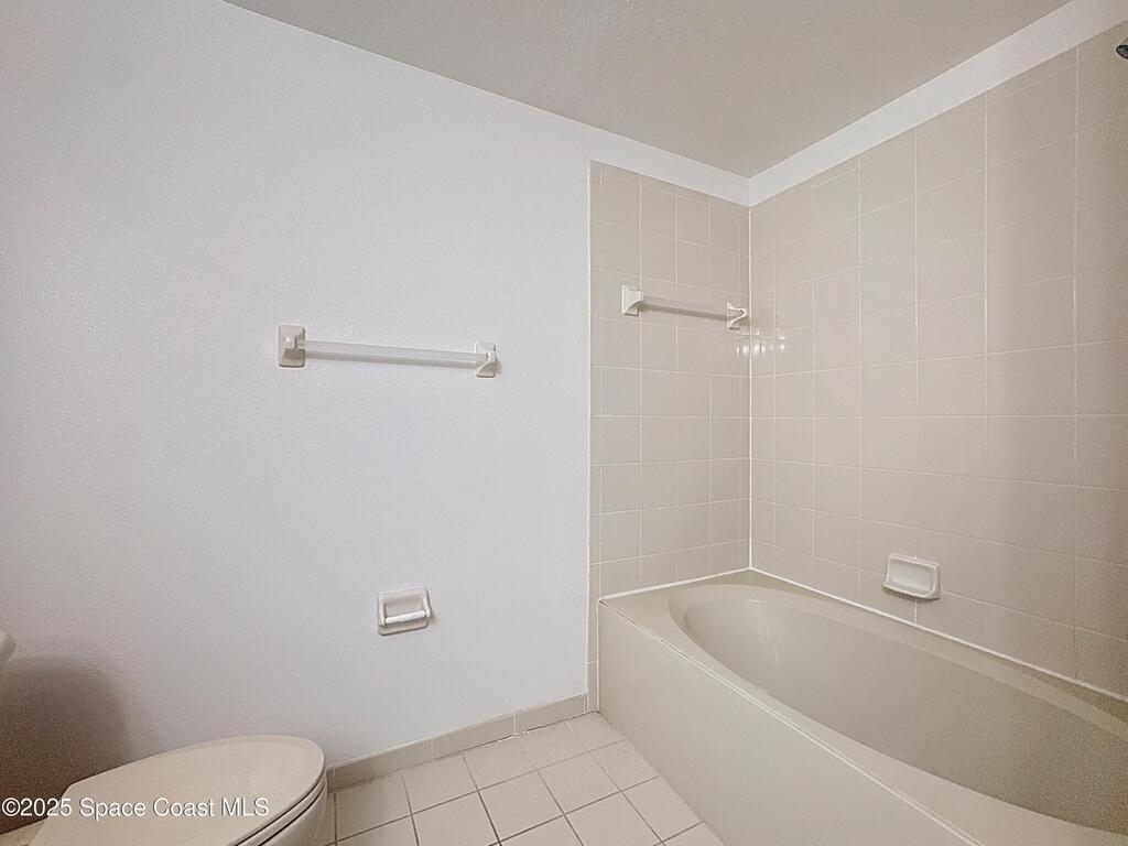 2464 Hemingway Lane, Merritt Island, FL 32953