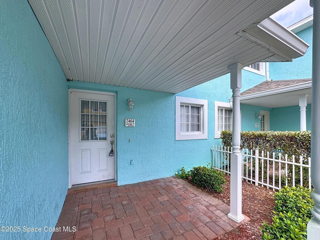 2464 Hemingway Lane, Merritt Island, FL 32953