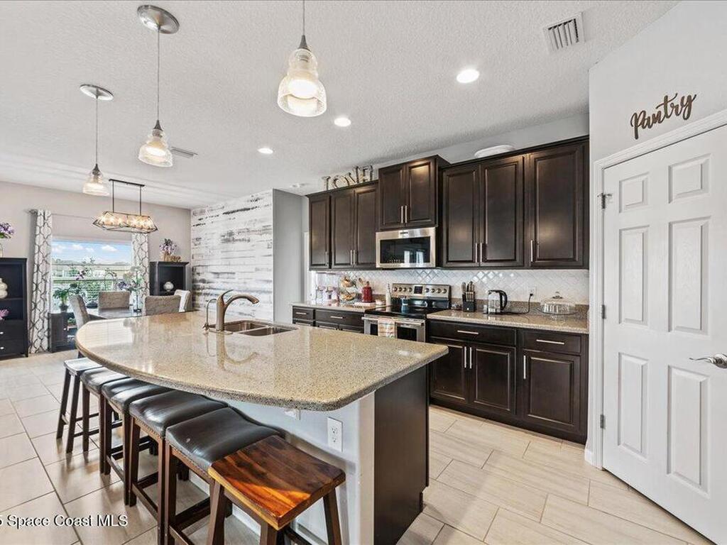 3375 Salt Marsh Circle, West Melbourne, FL 32904