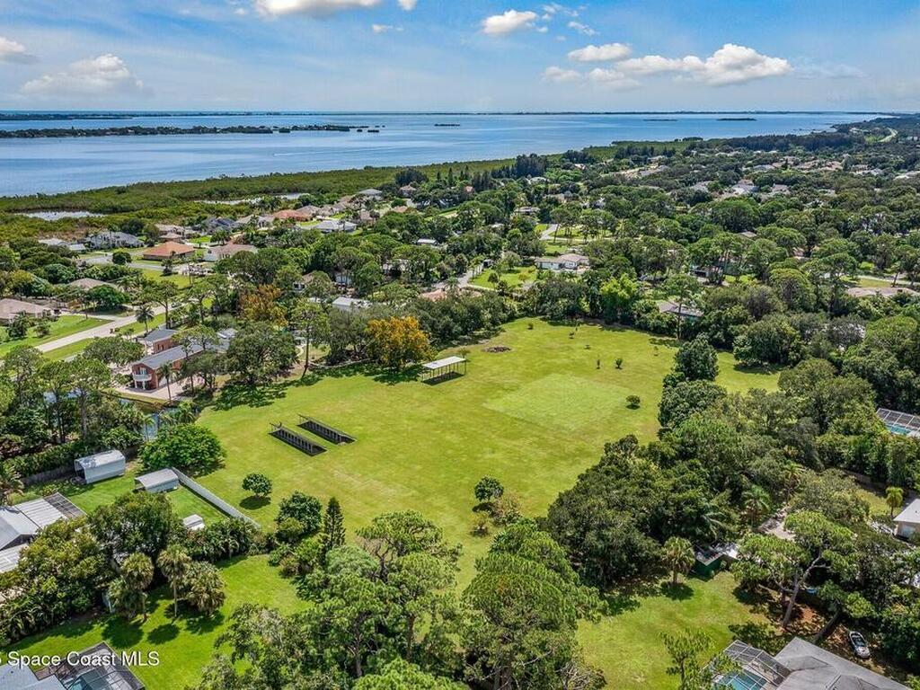 2195 S Courtenay Parkway, Merritt Island, FL 32952