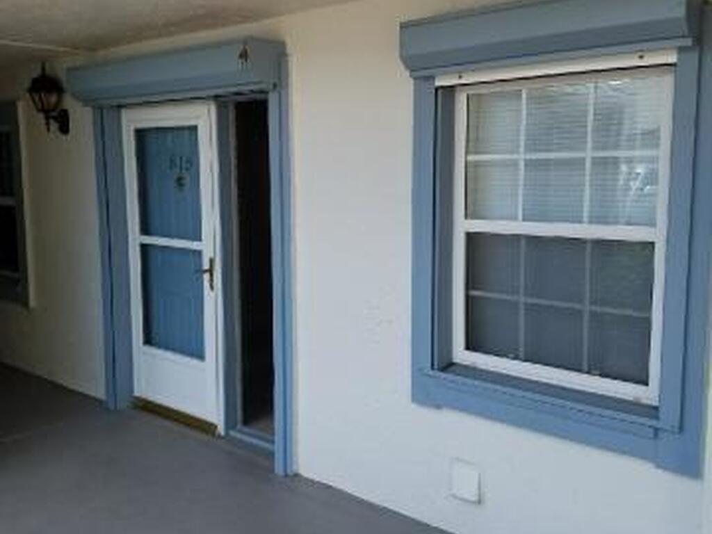 580 S Brevard Avenue, Cocoa Beach, FL 32931