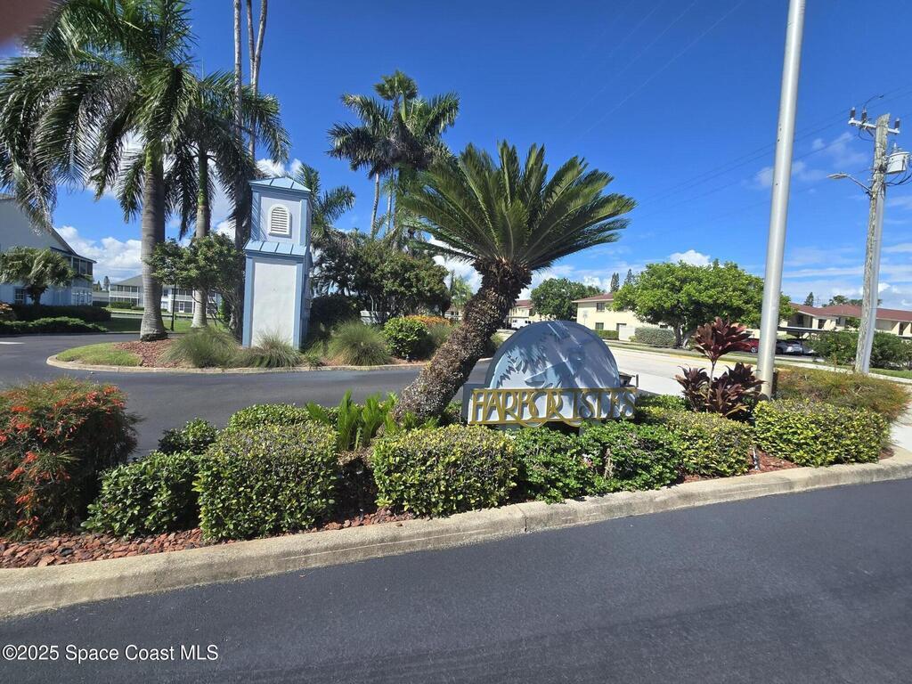 580 S Brevard Avenue, Cocoa Beach, FL 32931