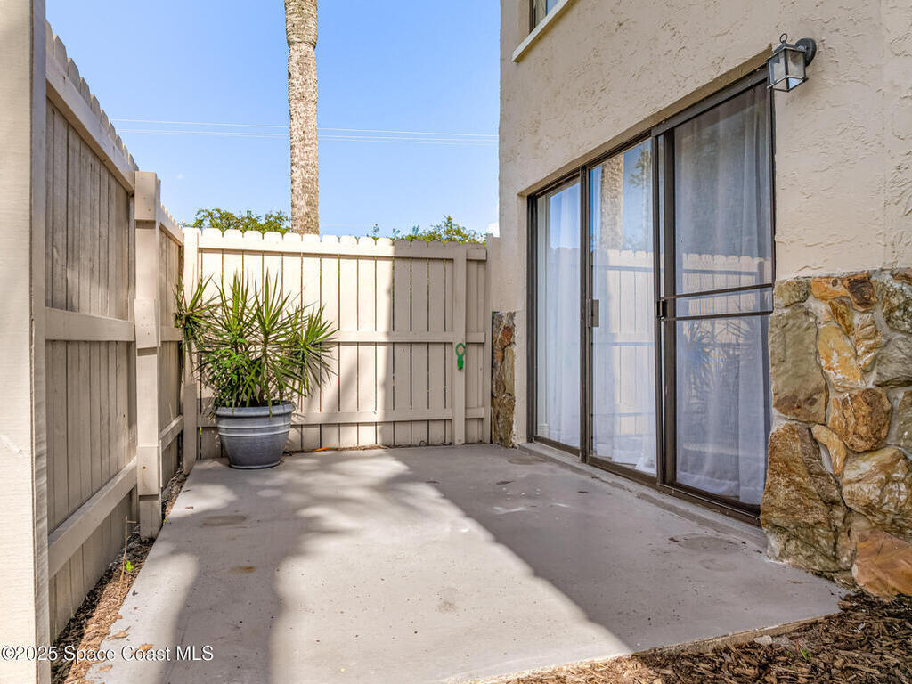 305 Tangle Run Boulevard, Suntree, FL 32940