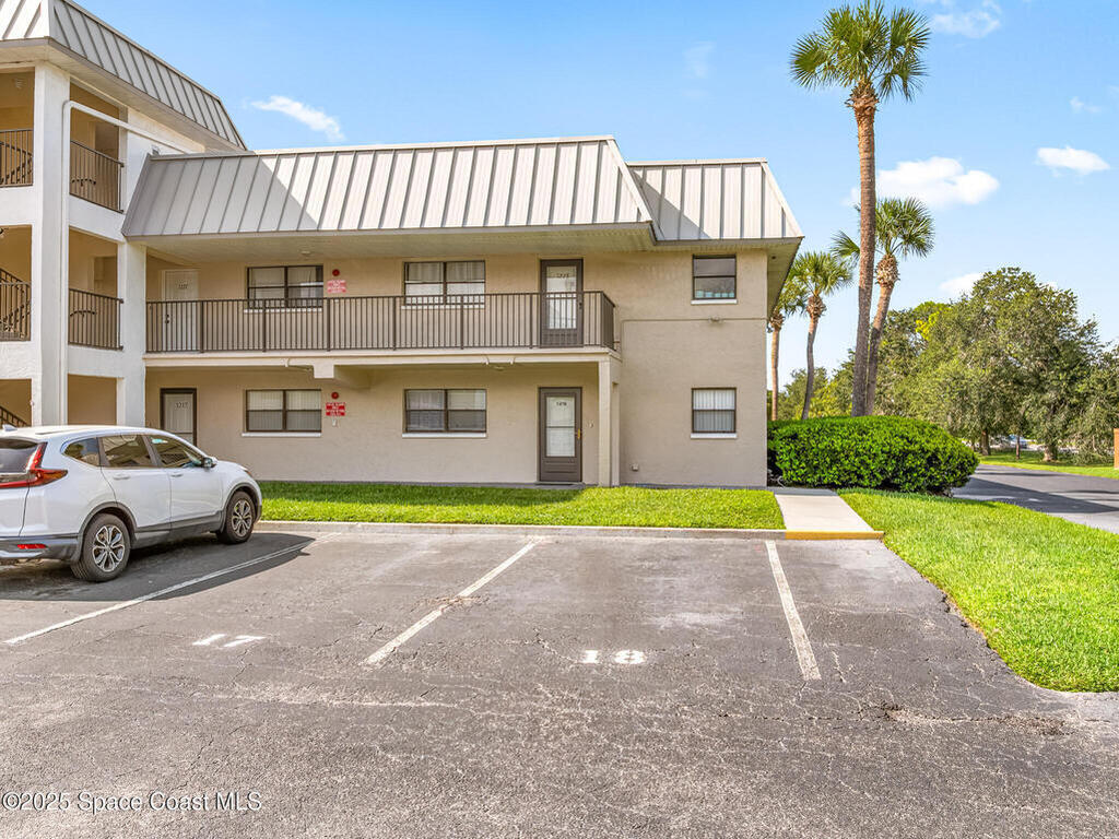 305 Tangle Run Boulevard, Suntree, FL 32940