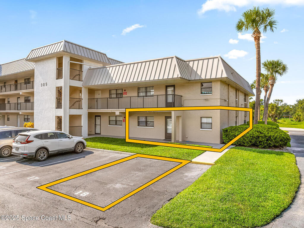 305 Tangle Run Boulevard, Suntree, FL 32940