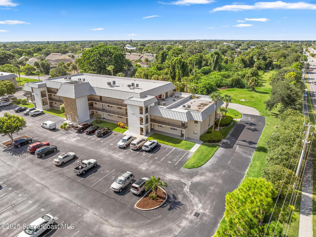 305 Tangle Run Boulevard, Suntree, FL 32940