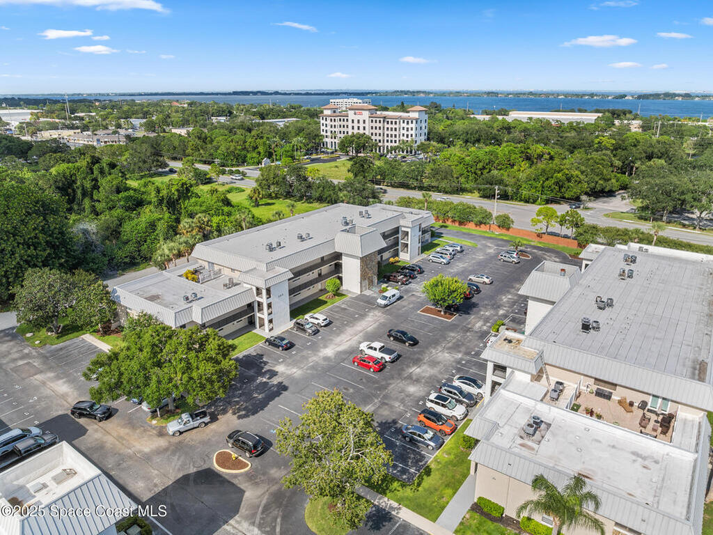 305 Tangle Run Boulevard, Suntree, FL 32940