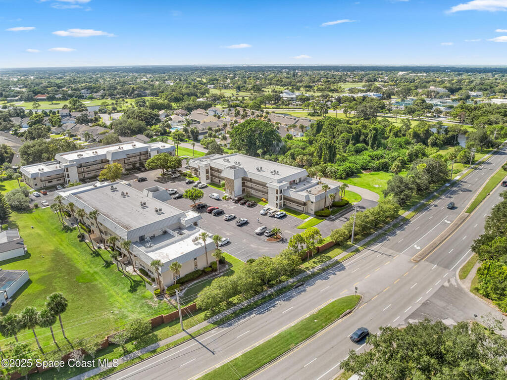 305 Tangle Run Boulevard, Suntree, FL 32940