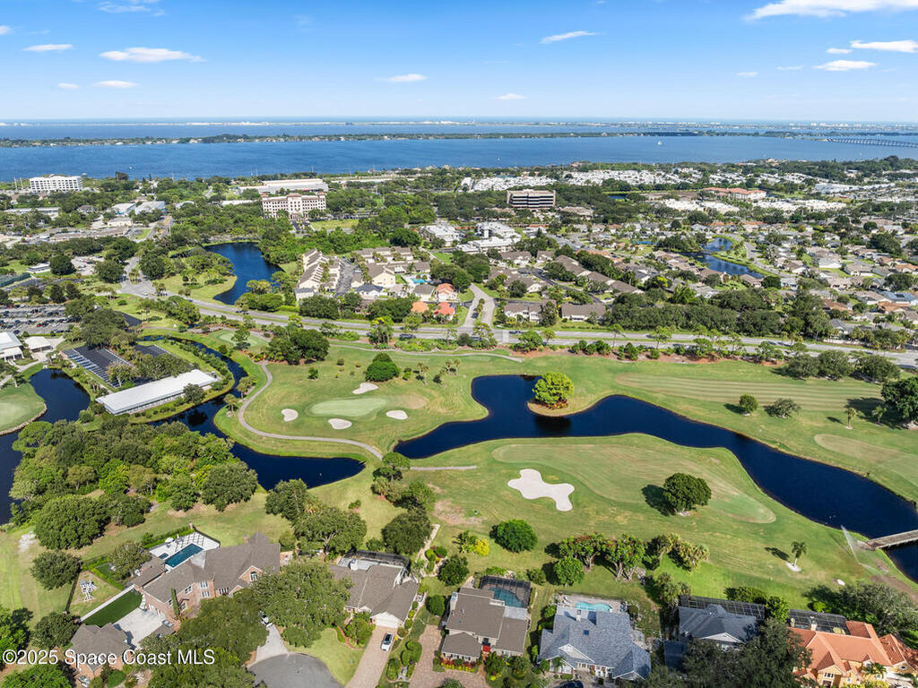 305 Tangle Run Boulevard, Suntree, FL 32940