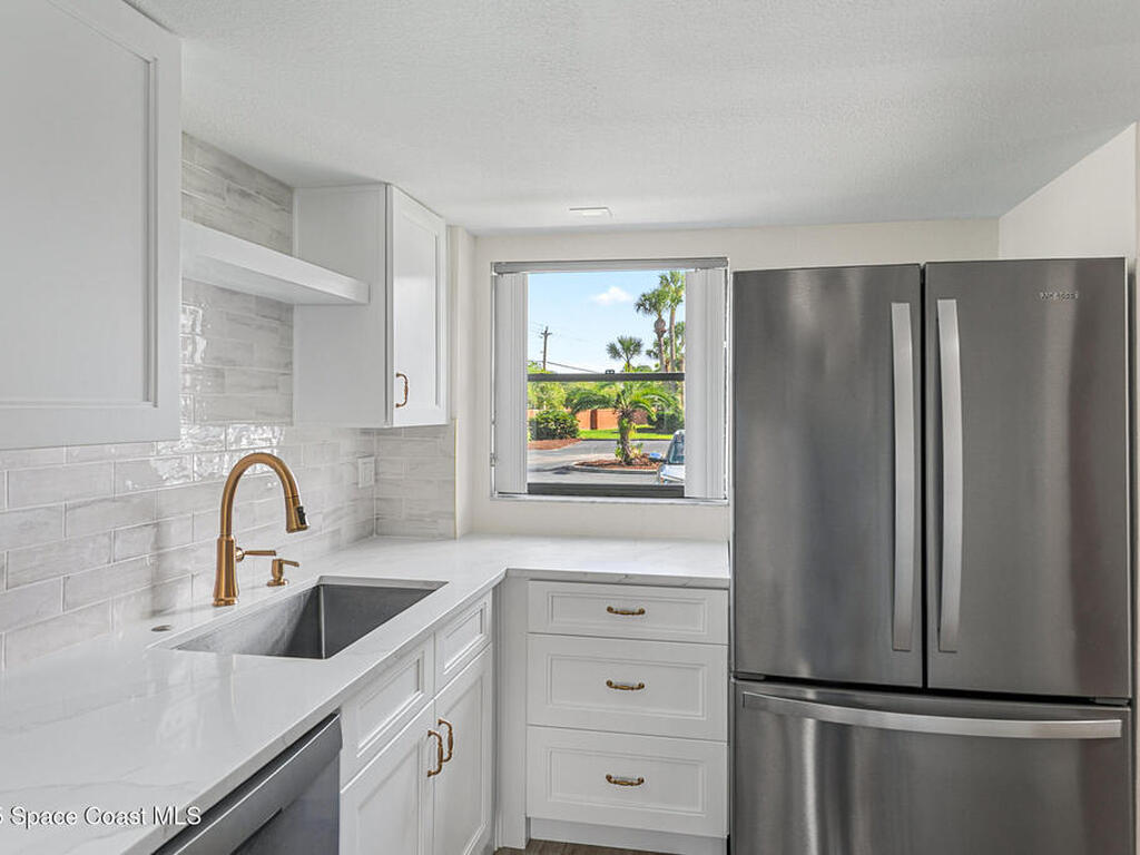 305 Tangle Run Boulevard, Suntree, FL 32940