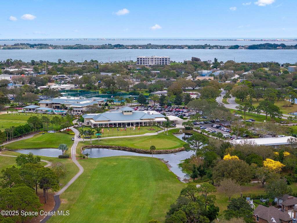 305 Tangle Run Boulevard, Suntree, FL 32940