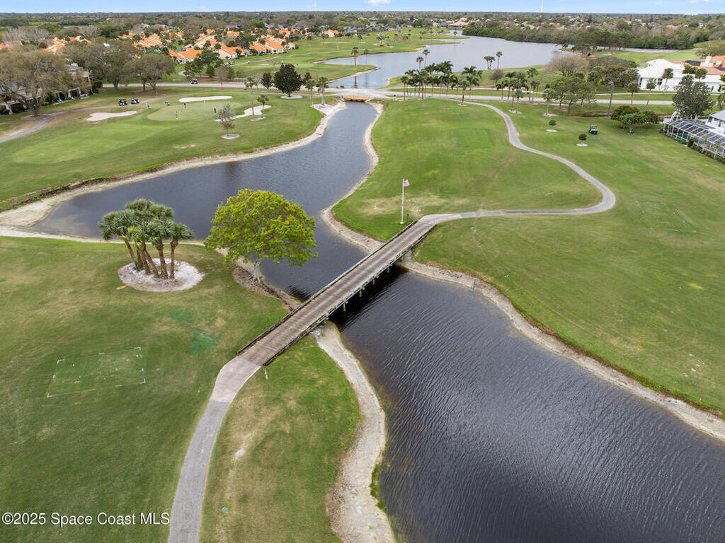 305 Tangle Run Boulevard, Suntree, FL 32940