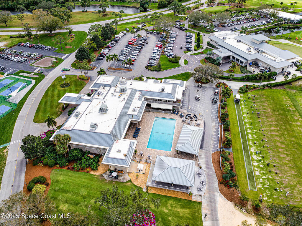 305 Tangle Run Boulevard, Suntree, FL 32940