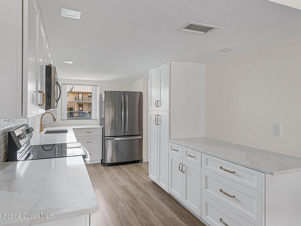 305 Tangle Run Boulevard, Suntree, FL 32940