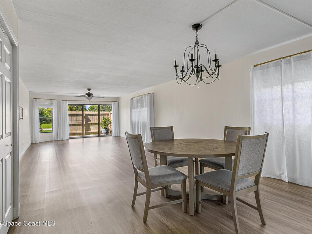 305 Tangle Run Boulevard, Suntree, FL 32940