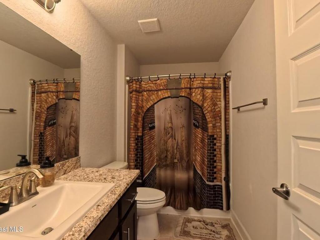 499 Meadow Pointe Drive, Haines City, FL 33844