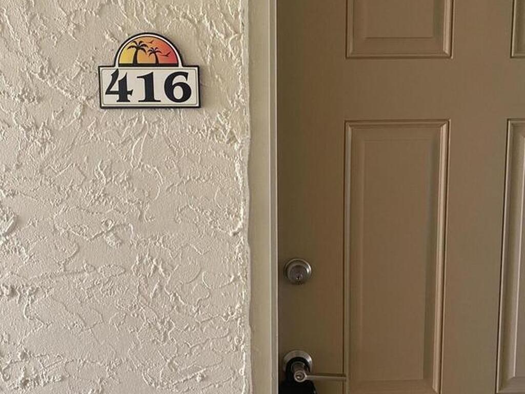 760 S Brevard Avenue, Cocoa Beach, FL 32931