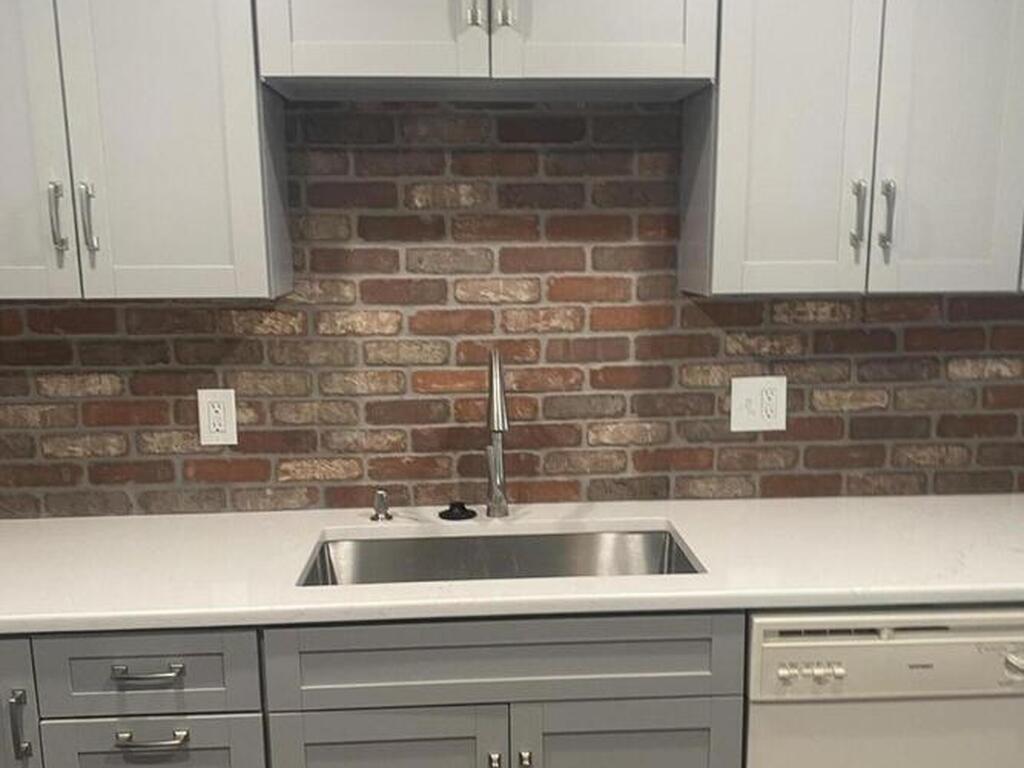 760 S Brevard Avenue, Cocoa Beach, FL 32931