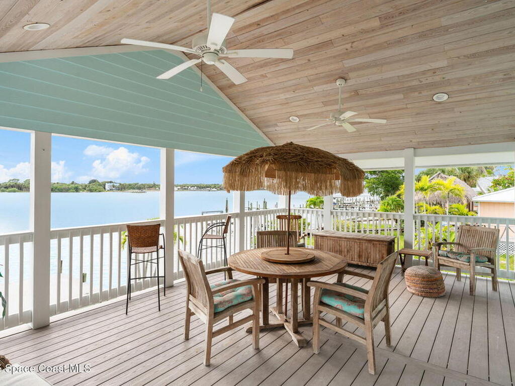 25 Vip Island, Grant-Valkaria, FL 32949