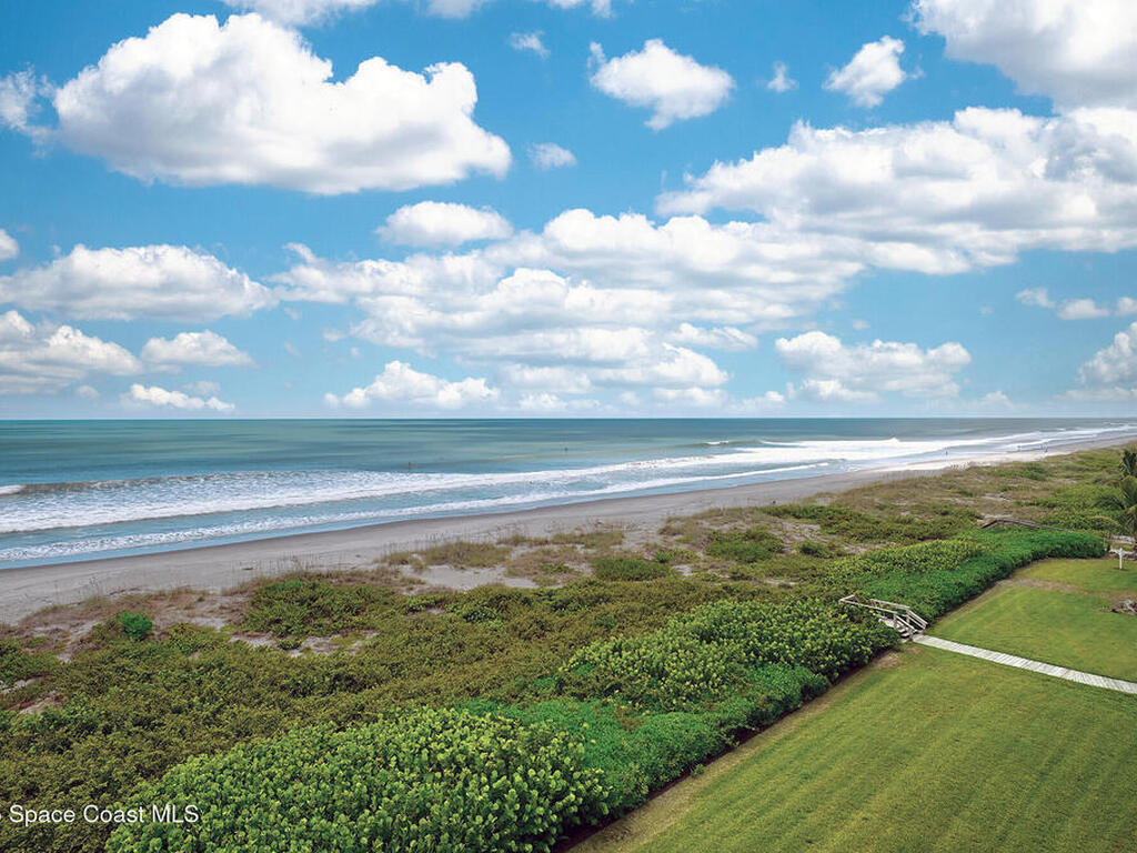 3219 S Atlantic Avenue, Cocoa Beach, FL 32931