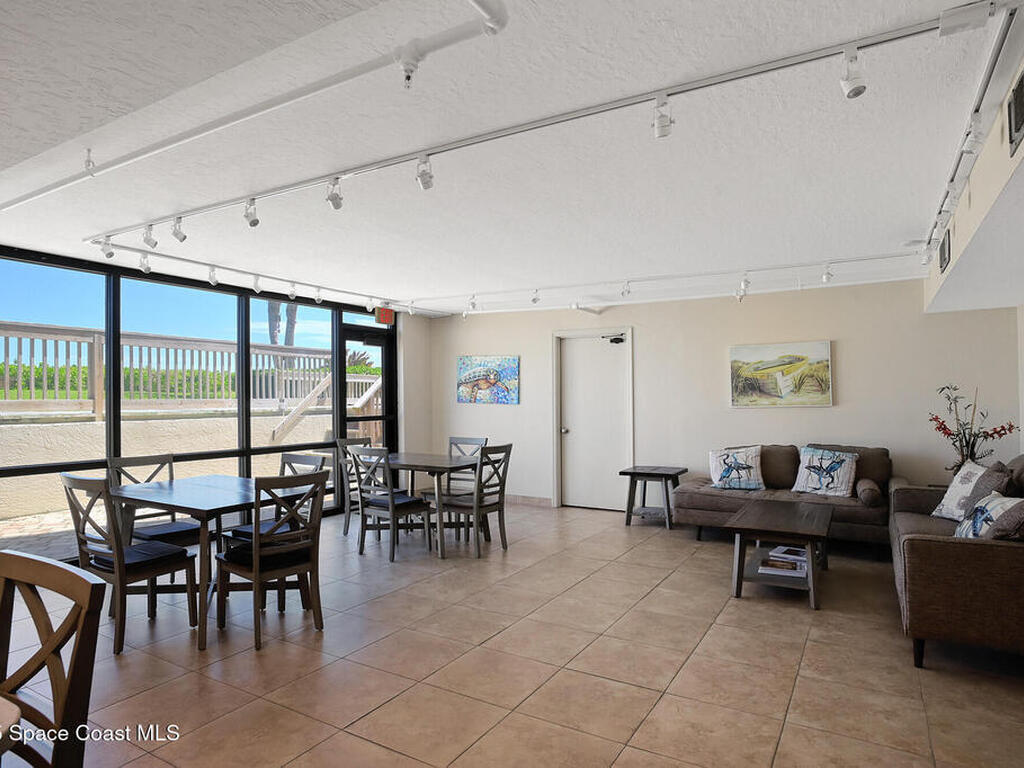 3219 S Atlantic Avenue, Cocoa Beach, FL 32931