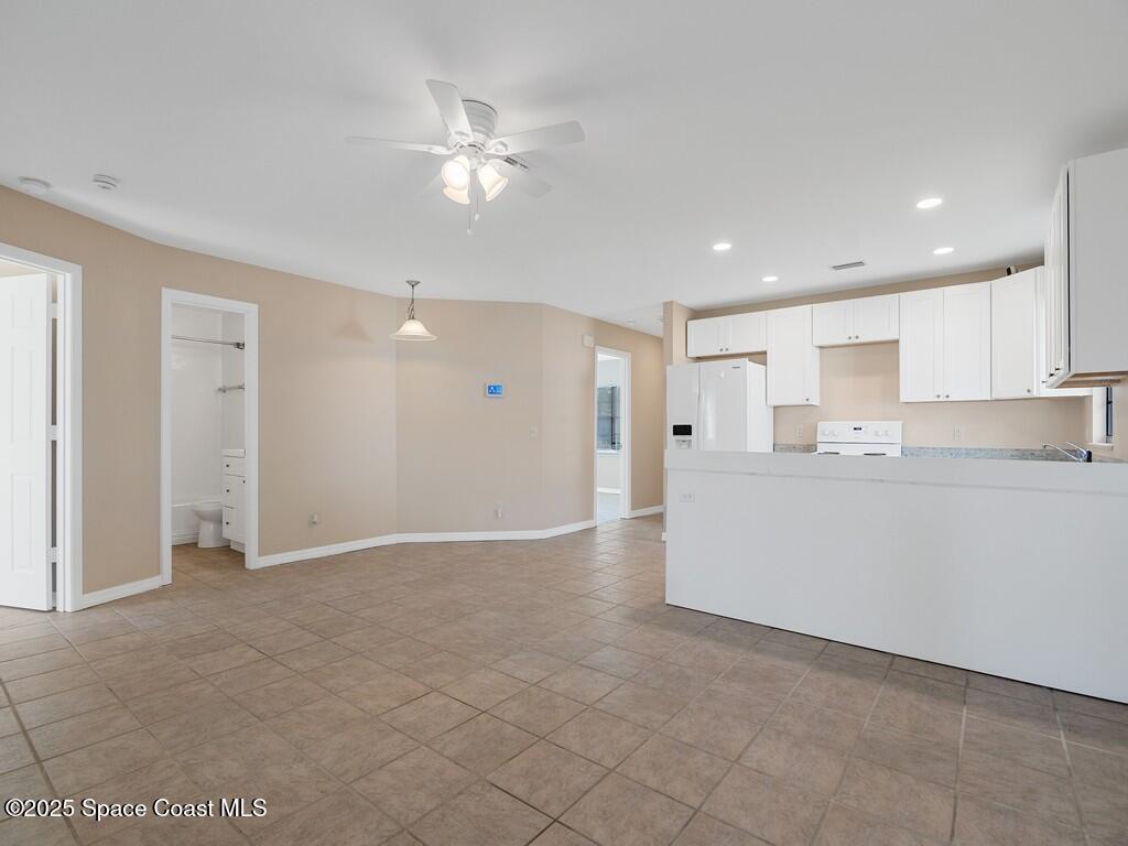 2946 1st Street, Vero Beach, FL 32968