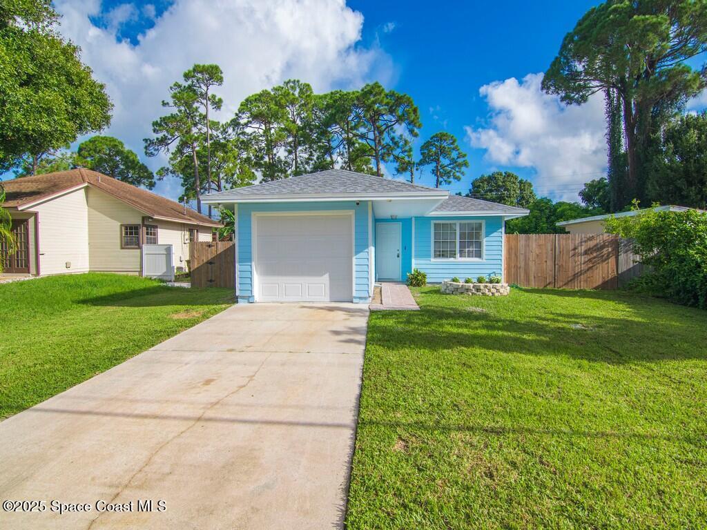 2946 1st Street, Vero Beach, FL 32968