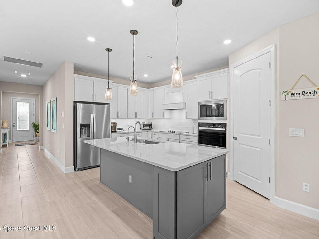 3874 White Alder Way, Vero Beach, FL 32967