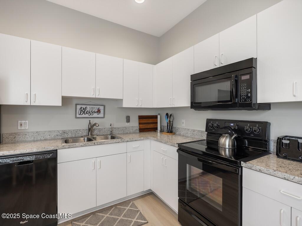 7960 Cabot Tower Place, Vero Beach, FL 32966