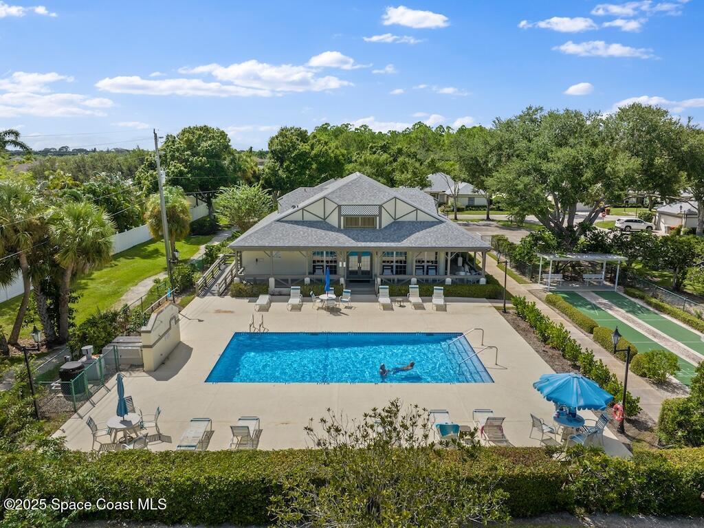 7960 Cabot Tower Place, Vero Beach, FL 32966