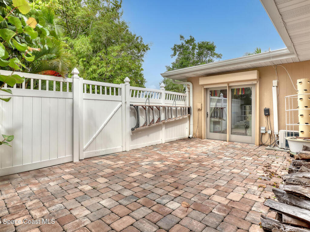 1350 Taurus Court, Merritt Island, FL 32953