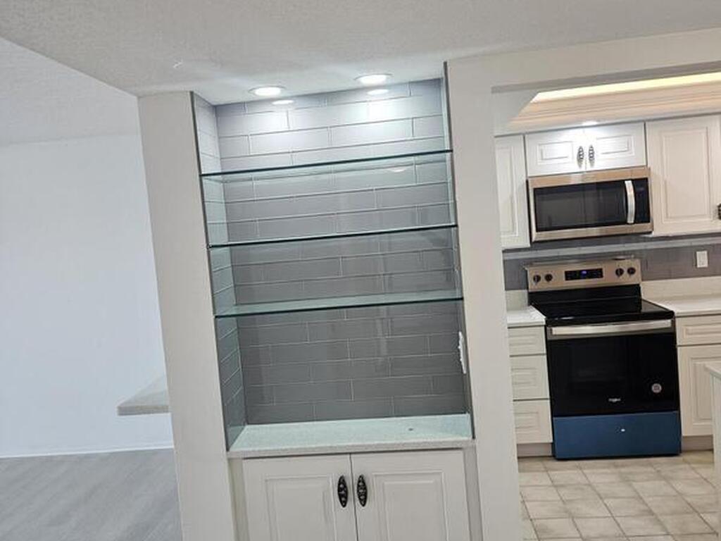 1095 N Highway A1a, Indialantic, FL 32903