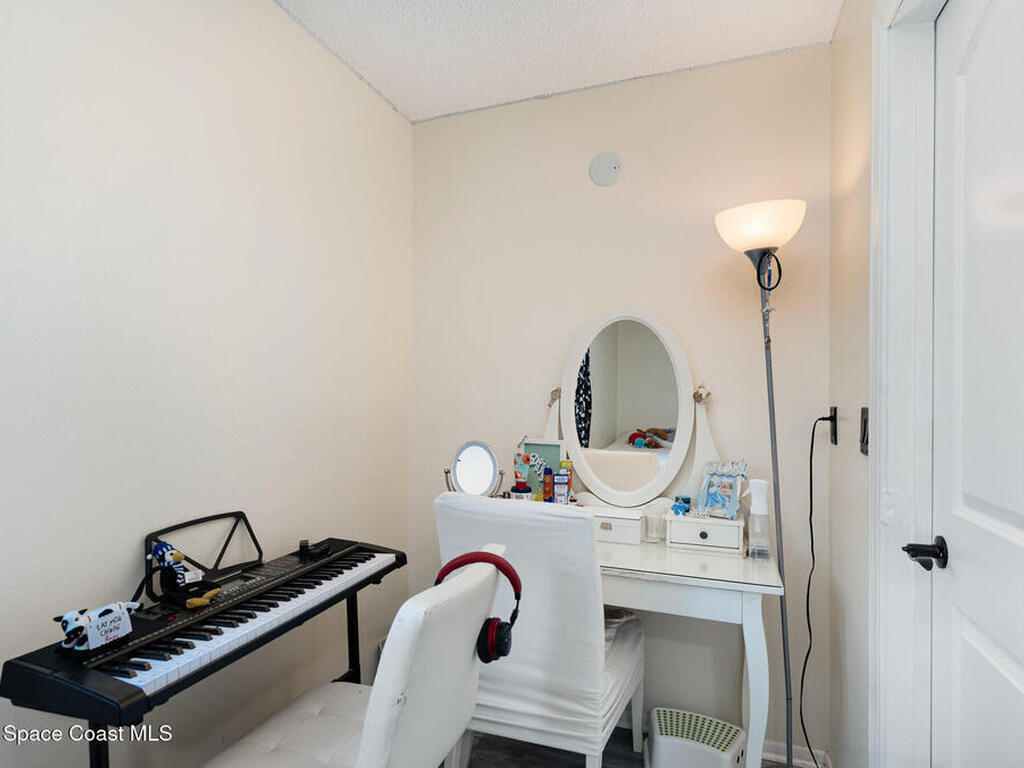 1010 Abada Court, Palm Bay, FL 32905