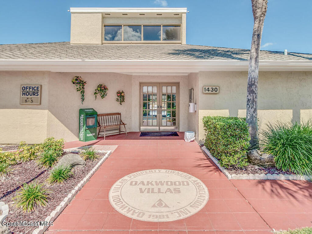 1010 Abada Court, Palm Bay, FL 32905