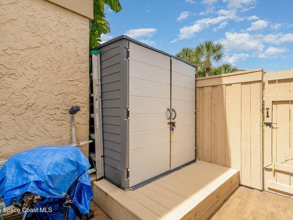 1010 Abada Court, Palm Bay, FL 32905