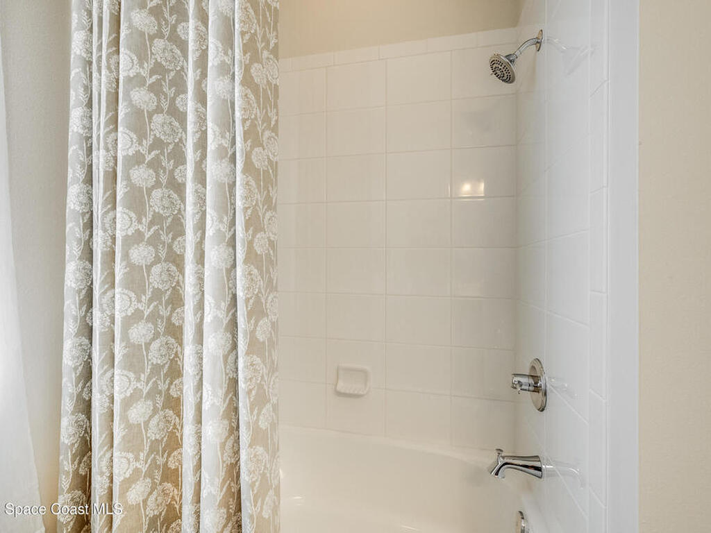 2679 Avalonia Drive, Melbourne, FL 32940