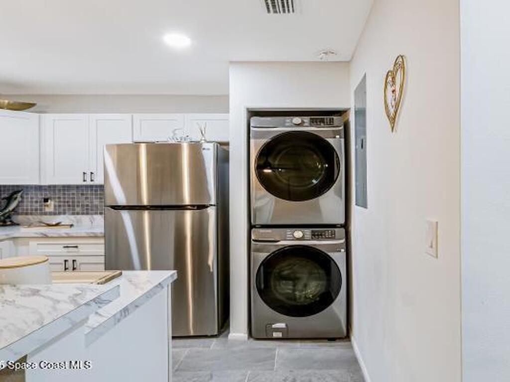 1011 Abada Court, Palm Bay, FL 32905