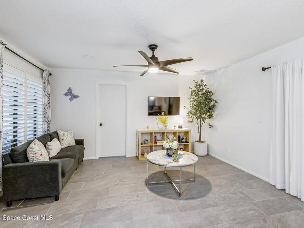 1011 Abada Court, Palm Bay, FL 32905