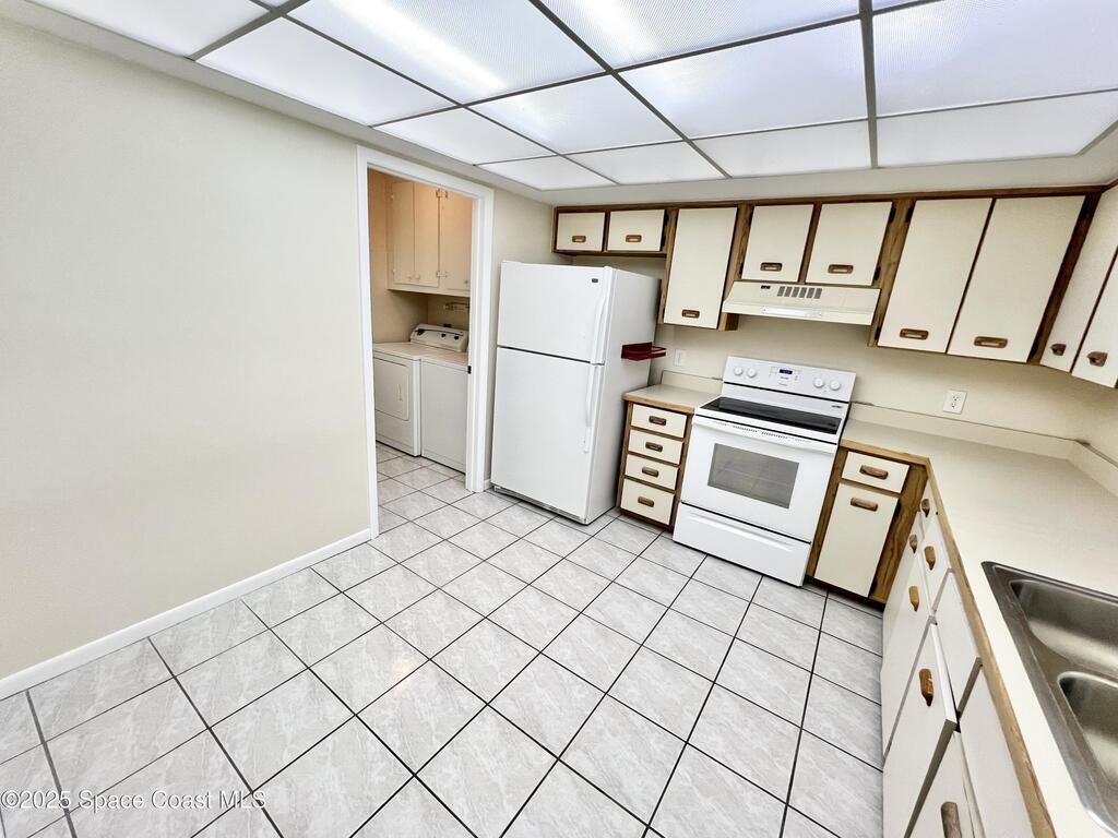 1750 Commodore Boulevard, Cocoa Beach, FL 32931